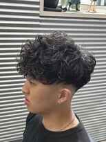 ガオプロデュースバイレボ(gao produced by revo)&nbsp;スペインカールウェーブヘア外国人風パーマスパイラルフェード