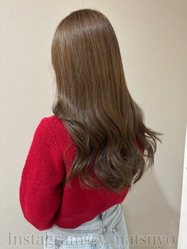 ブラウンベージュ