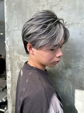 メンズサロン キング 枚方店(Men’s salon K!ng) フェザーショートアップバングセンターパートメンズハイライト