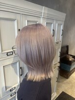 エスケープ トゥ ボナ(ESCAPE to bona.)&nbsp;ほんのりパープルが可愛いホワイトラベンダー