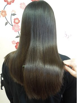 レディクレア(Ready Clere) ツヤ髪ナチュラルロング