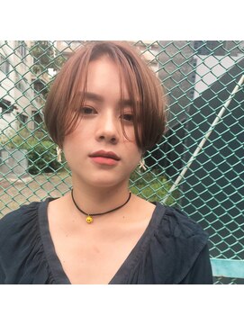 クルミ(kurumi) シナモンベージュとショートとボブのあいだ