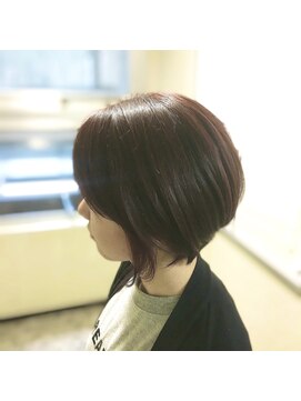 桜夏(ouca) 前下がりボブ