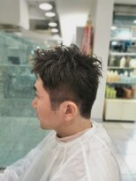 クオーター(QUARTER) アッシュグレースパイキーショート