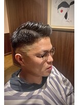 バーバークラシックス(BARBER CLASSICS)&nbsp;サイドパートスタイル