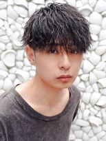 アルファ 新宿(alpha)&nbsp;サーフカール/ 刈り上げセンターパート/ブルーブラック[新宿駅]