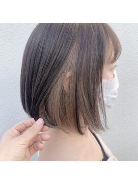 ファヴォリ(favori) 【favori 自由が丘 インナーベージュ×切りっ放しボブ】