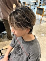 ニュート(Neut )&nbsp;メンズバレイヤージュセンターパートカルマパーマ