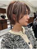 黒髪　ボブルフ　ネビージュ　小顔　ワンレン　スペインカール