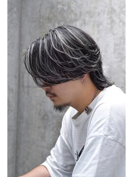 メンズオルズ 渋谷(MEN'S ALLZ) ホワイトハイライトブリーチセンターパートウルフフェザーパーマ