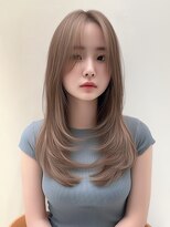 ロティー(loty)&nbsp;ロング ブリーチ レイヤーカット 顔周り ミルクティー 10代20代