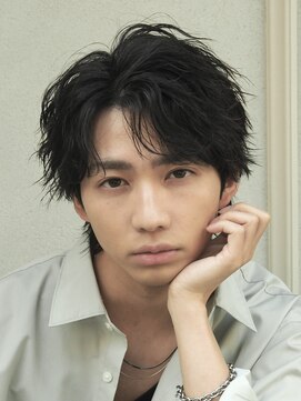 ローハ(Lowha) ソフトツイストウルフ/センターパート/ツイストパーマ