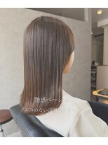 フー(feu)&nbsp;艶感ベージュカラー。