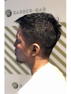 バーバーバー アカバネ(BARBER-BAR AKABANE) フェードカットスタイル【バーバーバー　赤羽】