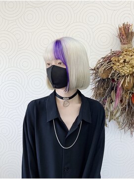 ヘアデザインサロン246 メンズカット ホワイトカラー パープルハイライト