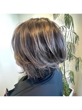 フィーリー ヘア デザイン 太田店(feAry) 脱白髪染め/コントラスト/ハイライト
