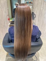 ヘアサロン フラット(hair salon flat)&nbsp;プロテスTRアッシュ明るめカラーツヤ髪ストレート20代30代