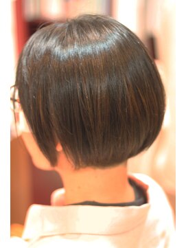 ココアール けやき通り(COCO.R) ヘアマニキュアで白髪染め☆ 頭皮ストレスなし