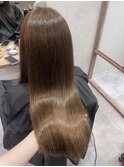 ベージュカラー