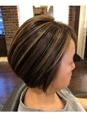 大人上品ハイライトボブ