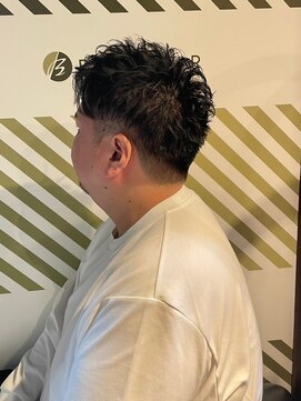 バーバーバー アカバネ(BARBER-BAR AKABANE) 働く男のアップバング×ナチュラルワンカールパーマ#3