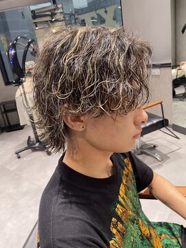 ネクストネオ 静岡(NEXT NEO) NEXT NEO【櫻田】ハイライトメッシュ センターパートウルフ