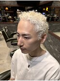 イージードリル/パンク/刈り上げショート/ブリーチデザイン