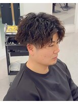 ブライト(BRIGHT)&nbsp;センターパートツイストスパイラルパーマ