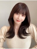 30代に人気!顔周りの後れ毛がかわいいシャギーレイヤーロング