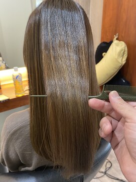 ロンド(Le Rond) 髪質改善トリートメント/ヘーゼルグレージュ/ミディアムレイヤー