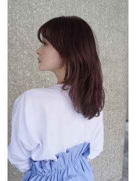 ローネス(LONESS) ピンクブラウン　透明感カラー　ハッシュカット