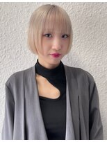 キジ(KIJI)&nbsp;ミニボブ/ホワイトアッシュ/ミルクティー/ハイトーン/オン眉