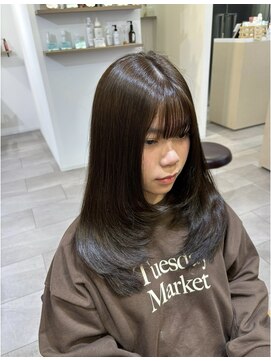 クク(coucou) 嫌な赤み0!柔らかブラウン×レイヤースタイル