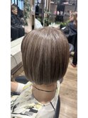 ハイライト×ブラウンベージュ×ボブ