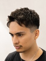ブレイズマン(BLAZEMAN) スーツにも私服にも合うメンズヘア