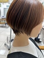 アース オーセンティック 岡山表町店(EARTH Authentic) 丸みショートボブ