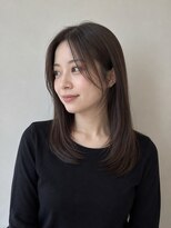 ビープラス(B+)&nbsp;艶やかミディアムストレート