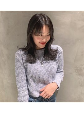 コレット(COLETTE) 透明感抜群グレーカラー