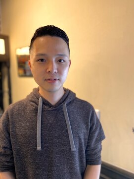 バレス 田町(BALES) [スキンフェード/ツイストスパイラル/田町]