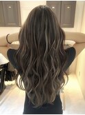 ミルクティーグレージュハイライトケアブリーチレイヤーカット