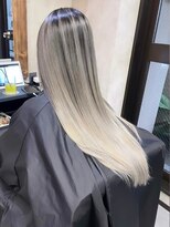 サニー 渋谷(SUNNY)&nbsp;バレイヤージュショコラアッシュハイライトグレージュカラー