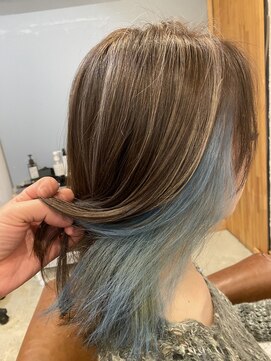 エルモ(ELMO) インナーカラーとハイライトの混ぜカラー