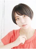 ツヤ感ナチュラルショートスタイル