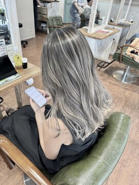 ヘア ライフ ワイレア(HAIR LIFE Wailea) 極バレイヤージュ
