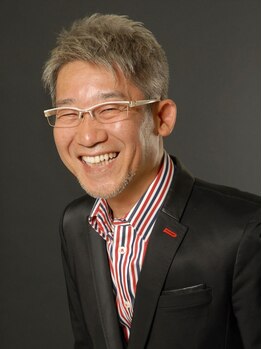 テスタベーロの写真/【松ヶ丘IC出口から3分/駐車場有】お父さん変身企画進行中！デキる男は身だしなみケアも欠かさない。