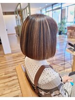 ラプチャー(RAPTURE)&nbsp;まるっと可愛いボブ＋白髪ぼかしハイライト［ボブ/ハイライト］