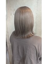 コティ(Kotii)&nbsp;【白髪ぼかし】アッシュグレージュ♪