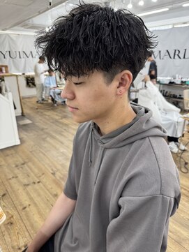 ユイマァルスロウ(YUIMARL SLOW) ”ショート波巻きパーマ“