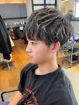 ニキータ(Nikiita) メンズハイライト シャドウルーツ ニュアンスパーマ