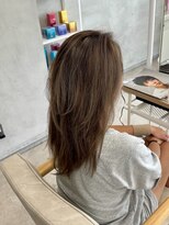 レヴィア(REVIA)&nbsp;レイヤーカット髪質改善トリートメントハイライト